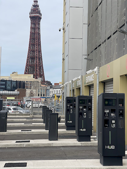 Exit lane with ticketless and pay-on-exit option by HUB