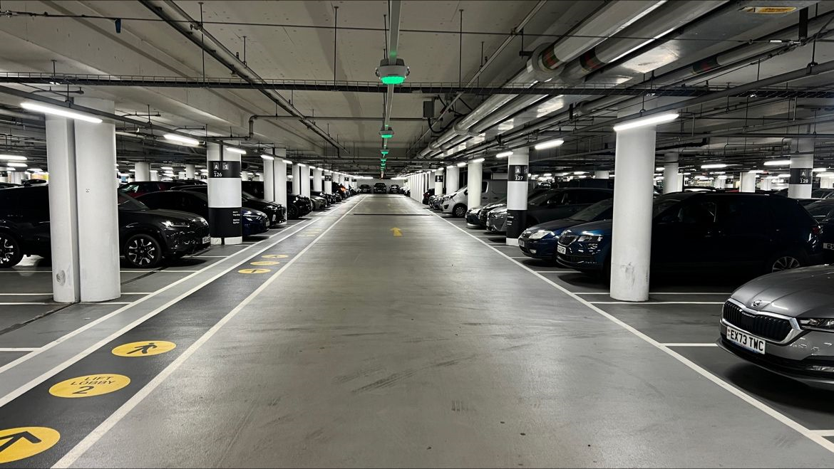 HUB Parking Guidance System in Westfiel Shopping Center