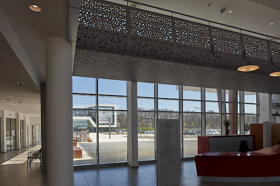 entrance hall at Melun Santepole